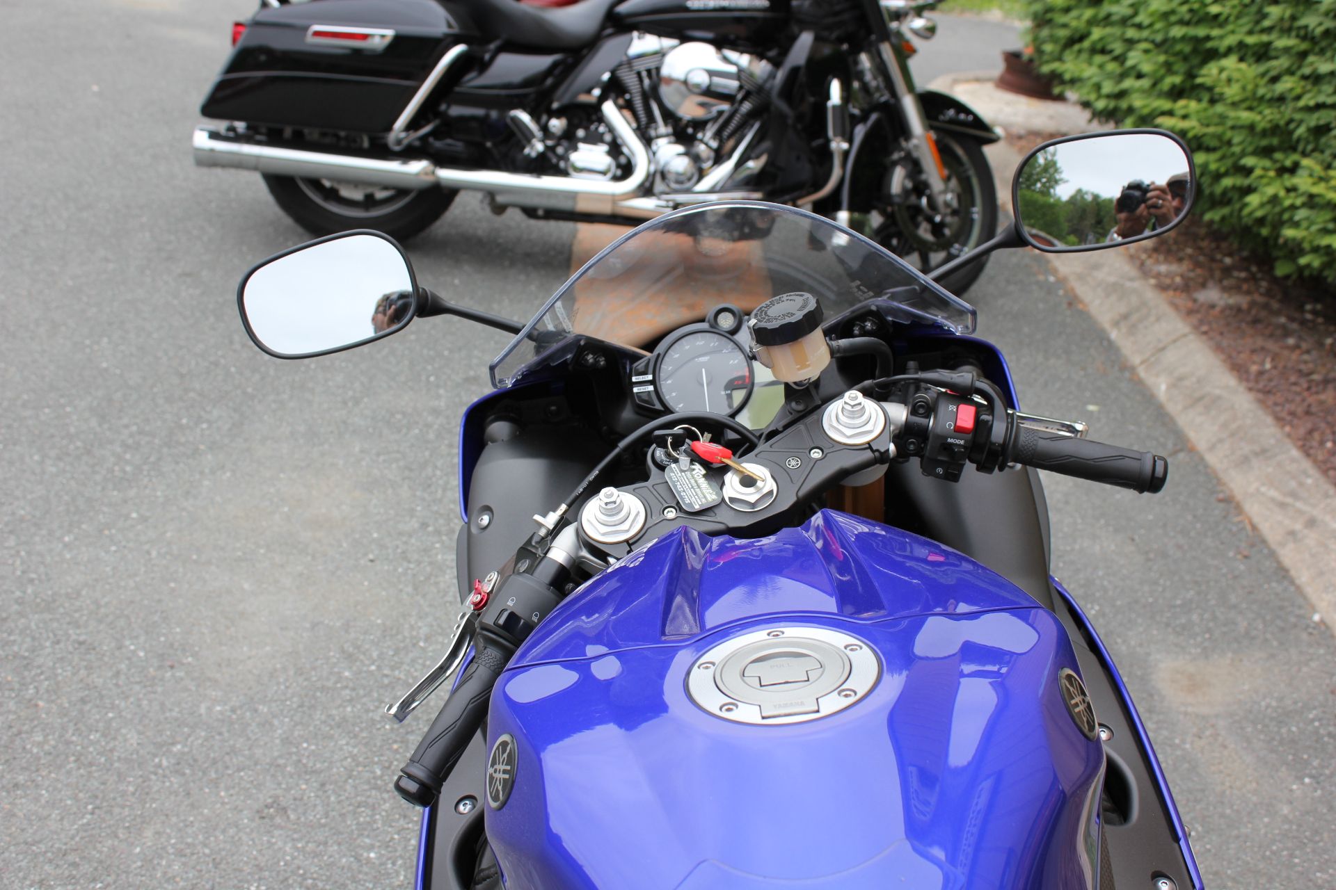 2011 Yamaha YZFR1 in Pittsfield, Massachusetts - Photo 9
