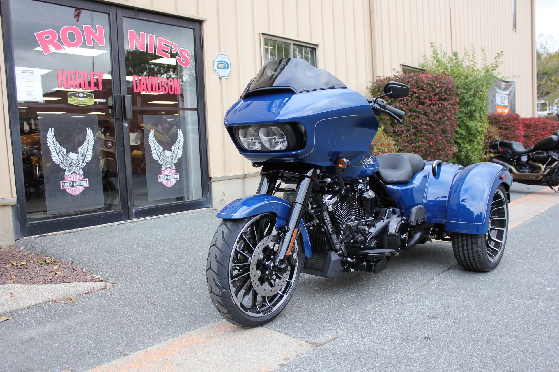 2023 Harley-Davidson Road Glide® 3 in Pittsfield, Massachusetts - Photo 7