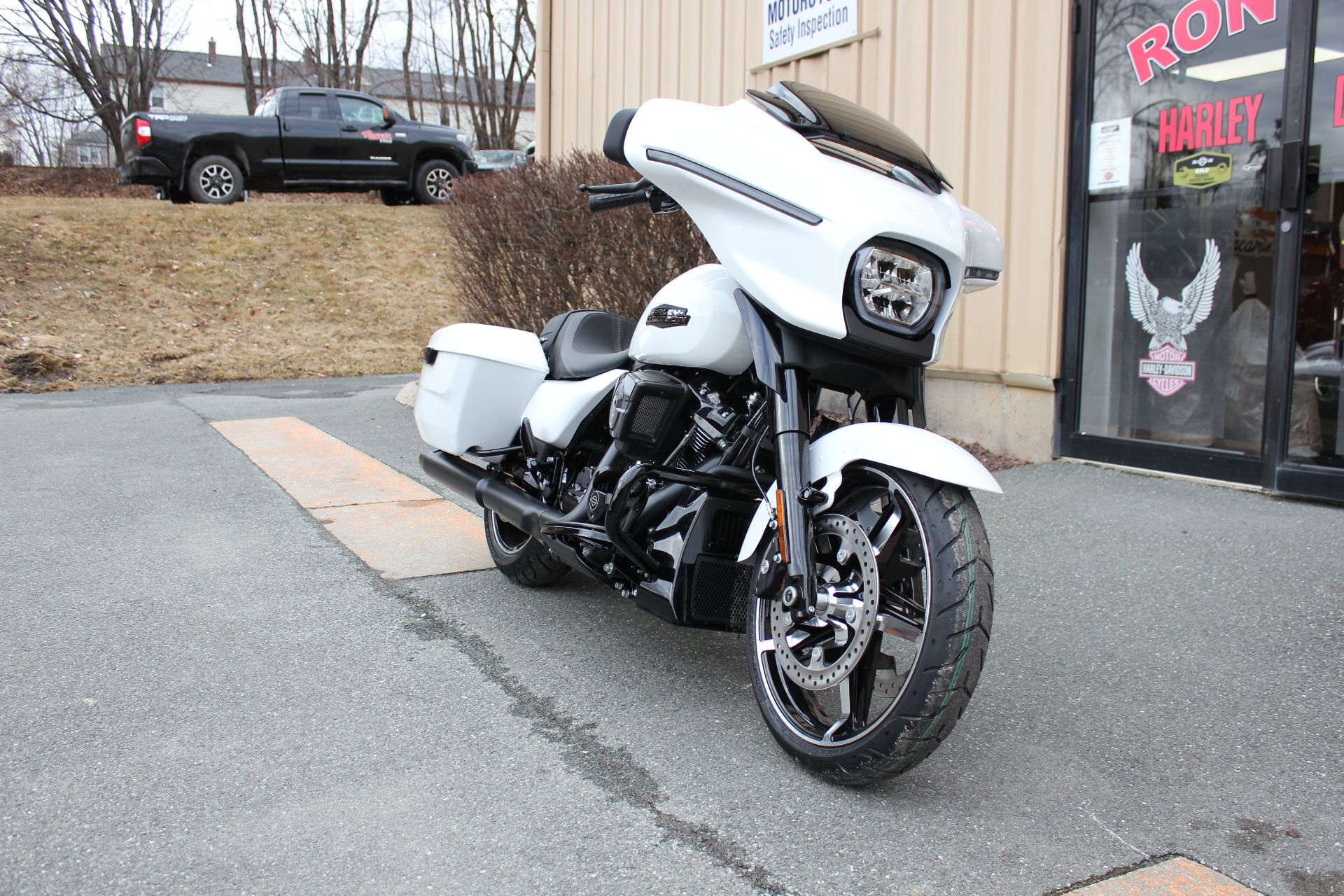 2024 Harley-Davidson Street Glide® in Pittsfield, Massachusetts - Photo 6