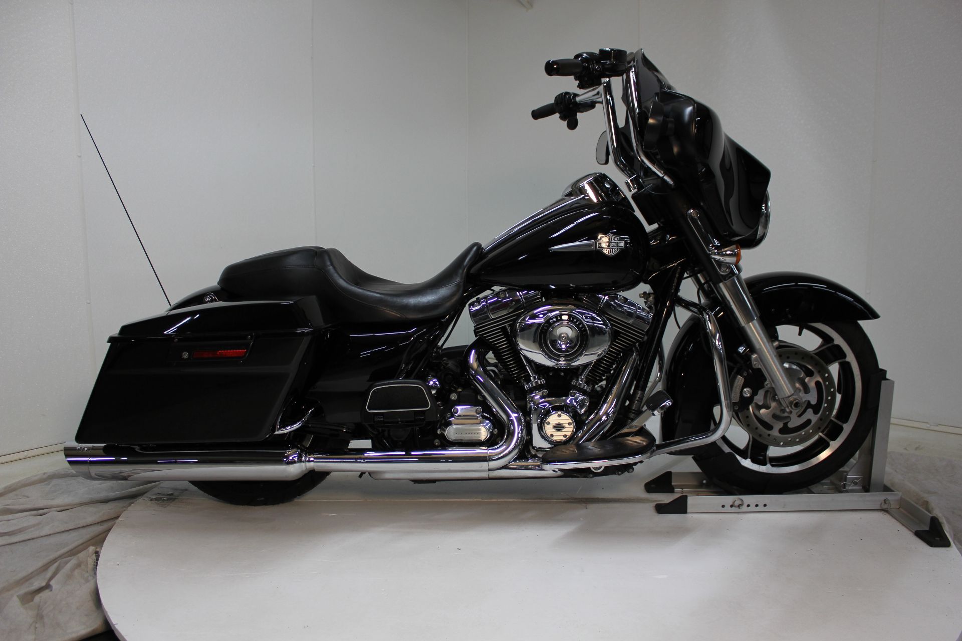 2013 Harley-Davidson Street Glide® in Pittsfield, Massachusetts - Photo 5