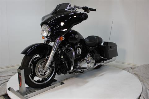 2013 Harley-Davidson Street Glide® in Pittsfield, Massachusetts - Photo 8
