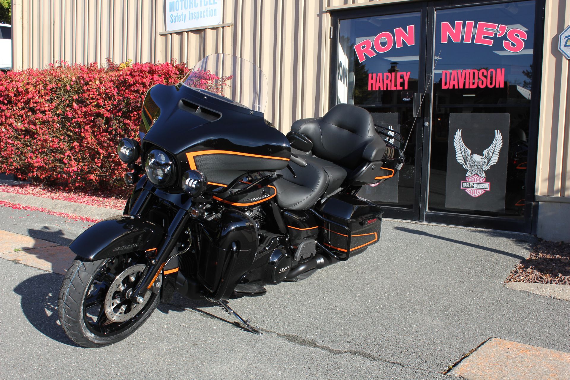 2022 Harley-Davidson Ultra Limited in Pittsfield, Massachusetts - Photo 10