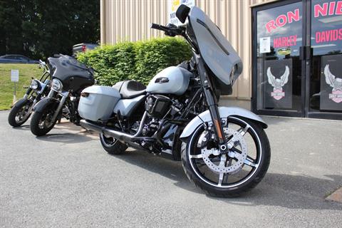 2024 Harley-Davidson Street Glide® in Pittsfield, Massachusetts - Photo 6