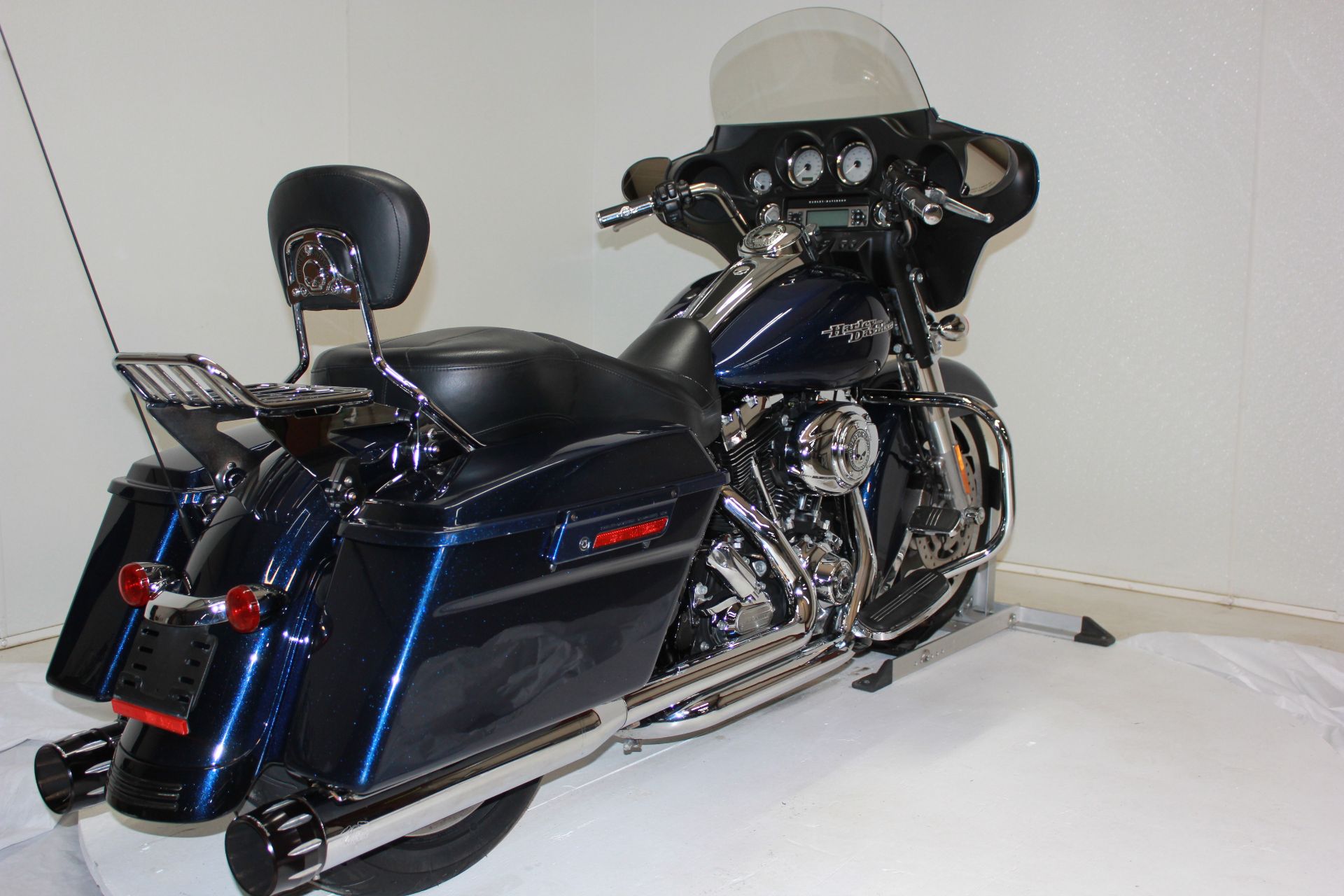 2012 Harley-Davidson Street Glide® in Pittsfield, Massachusetts - Photo 4