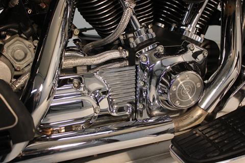 2005 Harley-Davidson FLHTC/FLHTCI Electra Glide® Classic in Pittsfield, Massachusetts - Photo 15