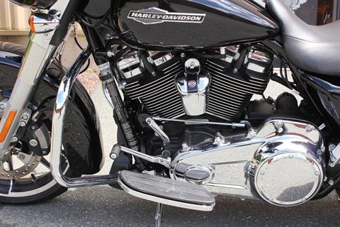 2021 Harley-Davidson STREET GLIDE in Pittsfield, Massachusetts - Photo 9