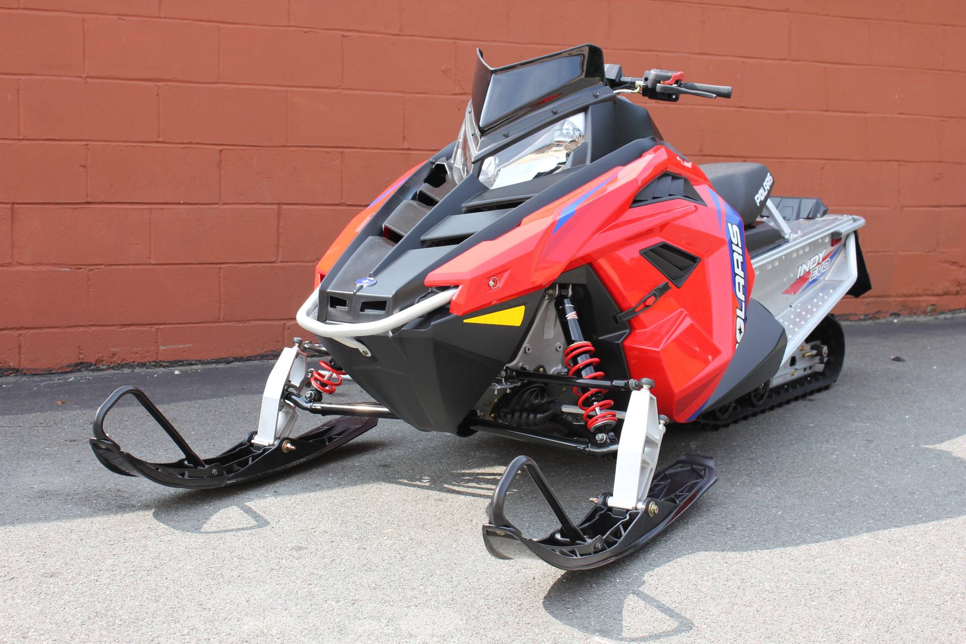 New 21 Polaris 550 Indy Evo 121 Es Snowmobiles In Pittsfield Ma Stock Number