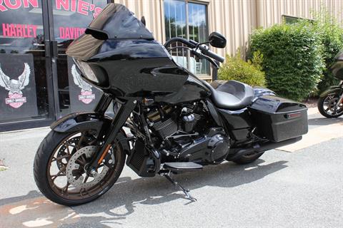 2022 Harley-Davidson Road Glide® ST in Pittsfield, Massachusetts - Photo 2