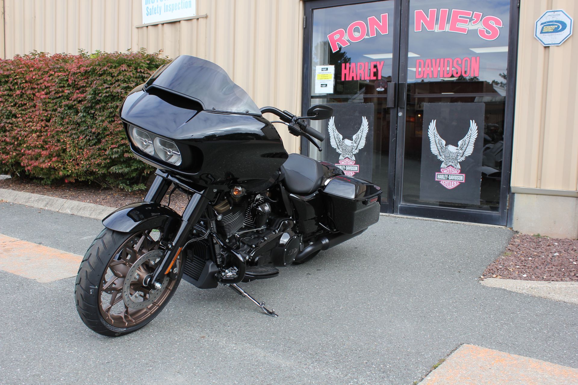 2022 Harley-Davidson Road Glide® ST in Pittsfield, Massachusetts - Photo 8