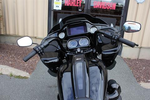 2022 Harley-Davidson Road Glide® ST in Pittsfield, Massachusetts - Photo 9