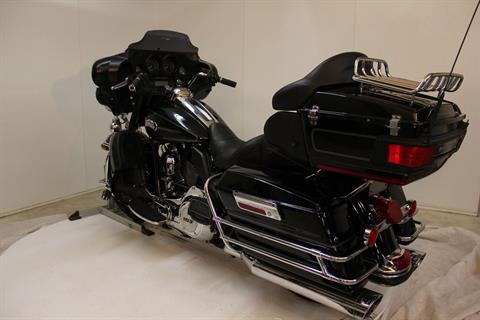 2012 Harley-Davidson Ultra Classic® Electra Glide® in Pittsfield, Massachusetts - Photo 2