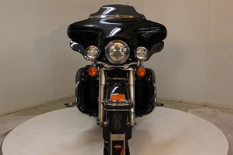 2012 Harley-Davidson Ultra Classic® Electra Glide® in Pittsfield, Massachusetts - Photo 7