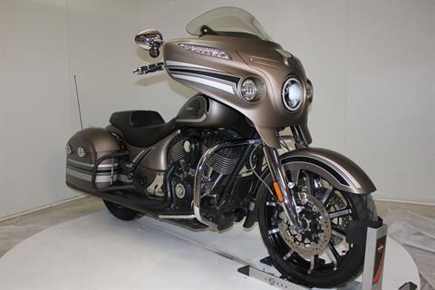 2018 Indian Motorcycle Chieftain® Limited ABS in Pittsfield, Massachusetts - Photo 6