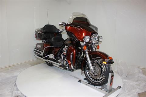 2009 Harley-Davidson Ultra Classic® Electra Glide® in Pittsfield, Massachusetts - Photo 6