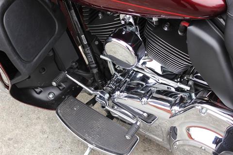 2016 Harley-Davidson ULTRA LIMITED in Pittsfield, Massachusetts - Photo 3