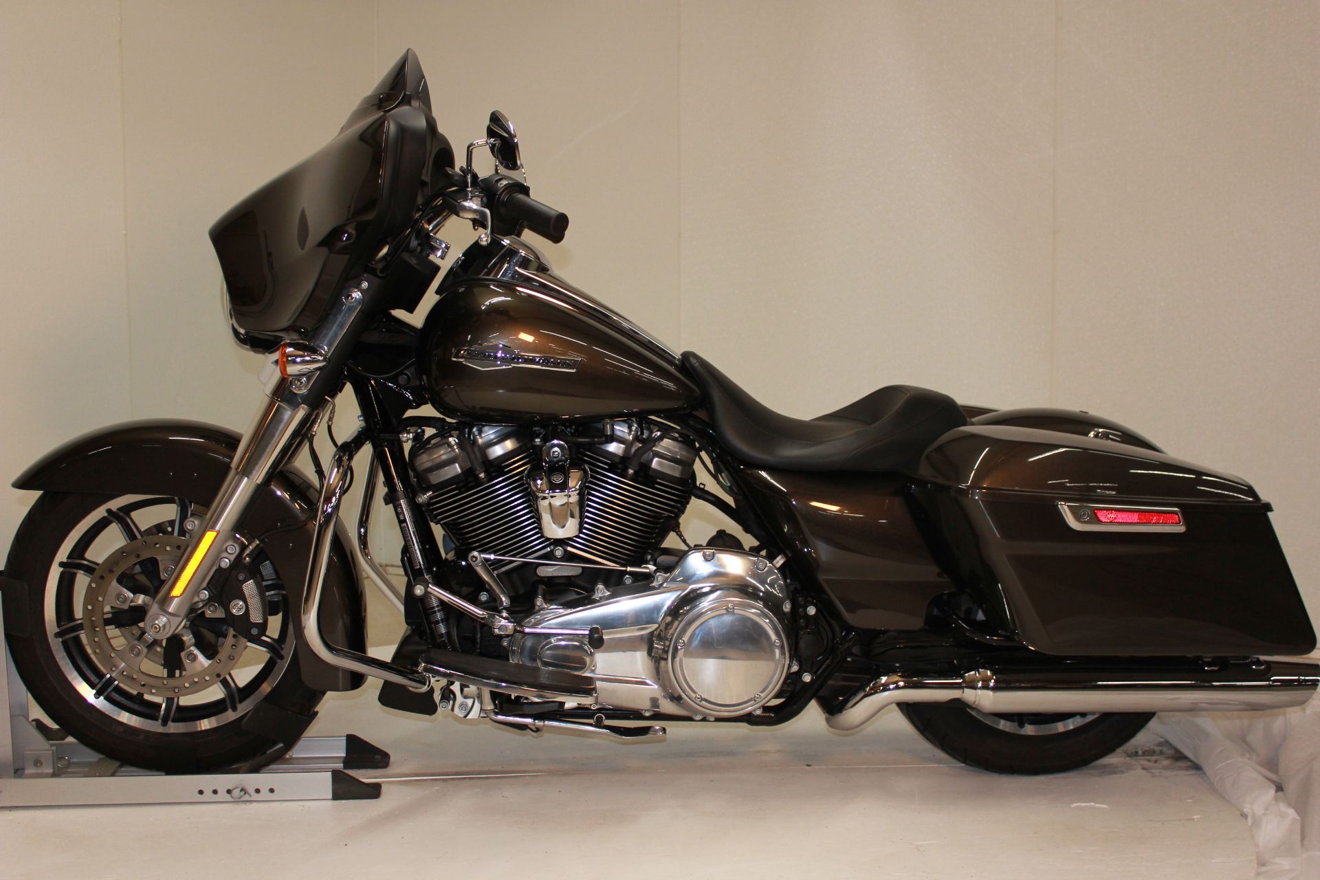 2021 Harley-Davidson Electra Glide® Standard in Pittsfield, Massachusetts - Photo 1