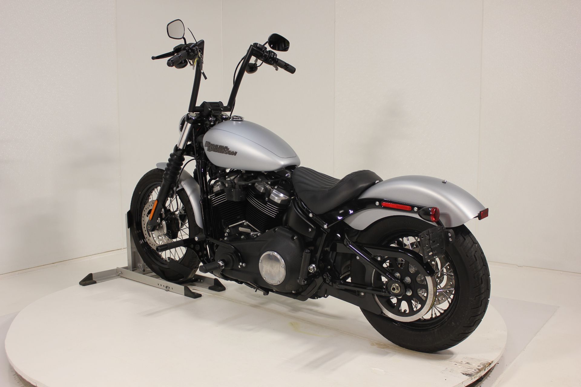 2020 Harley-Davidson Street Bob® in Pittsfield, Massachusetts - Photo 2