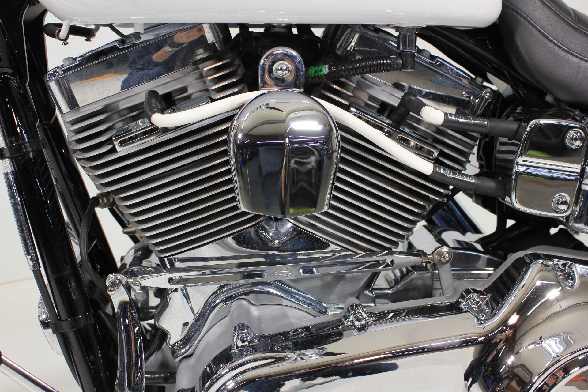 2006 Harley-Davidson 35th Anniversary Super Glide® in Pittsfield, Massachusetts - Photo 10