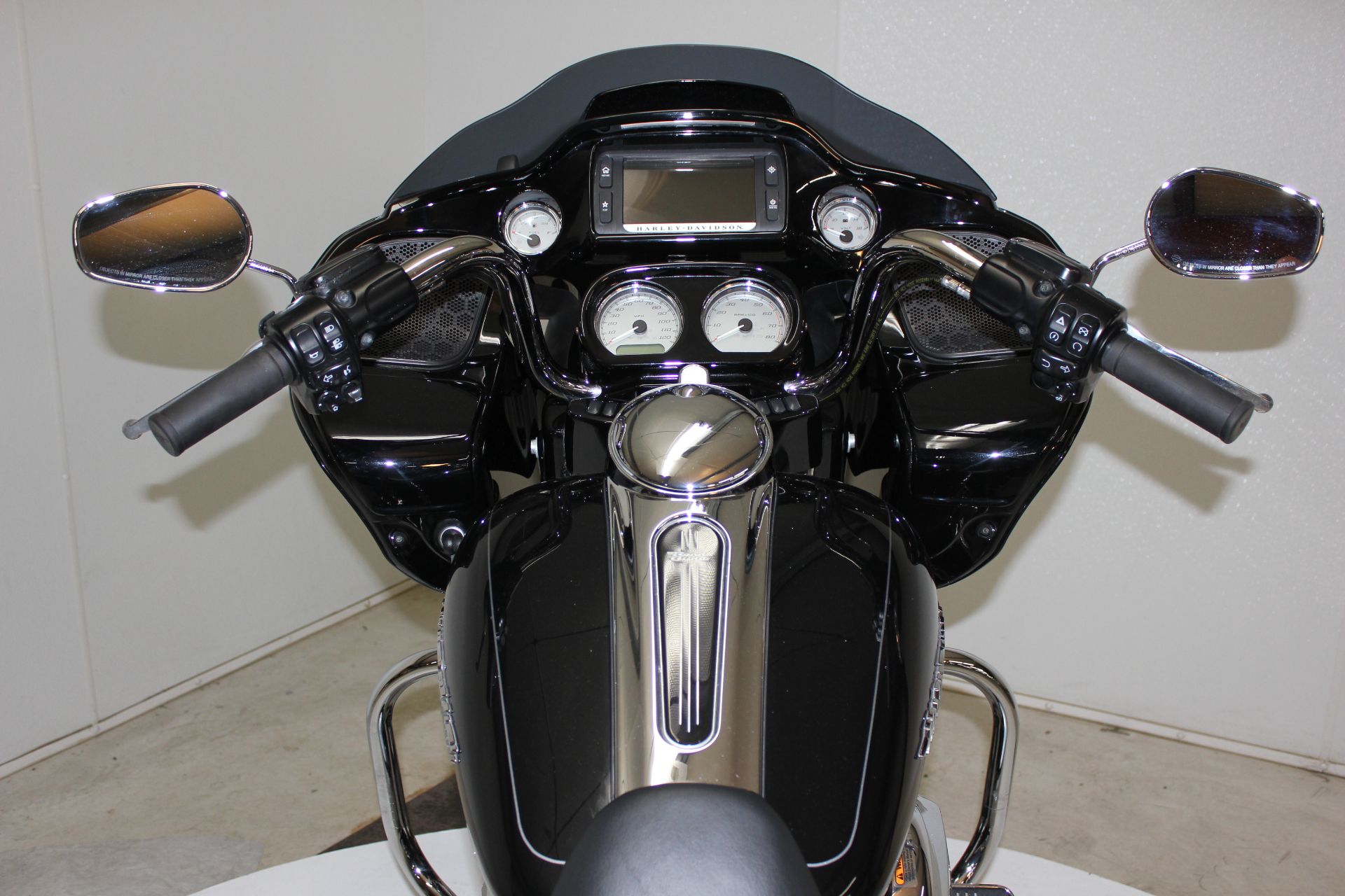 2015 Harley-Davidson Road Glide® Special in Pittsfield, Massachusetts - Photo 10
