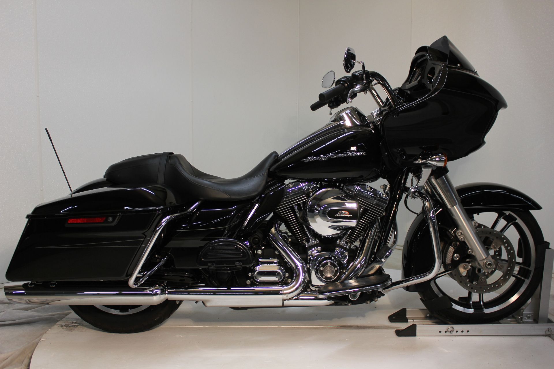 2015 Harley-Davidson Road Glide® Special in Pittsfield, Massachusetts - Photo 5
