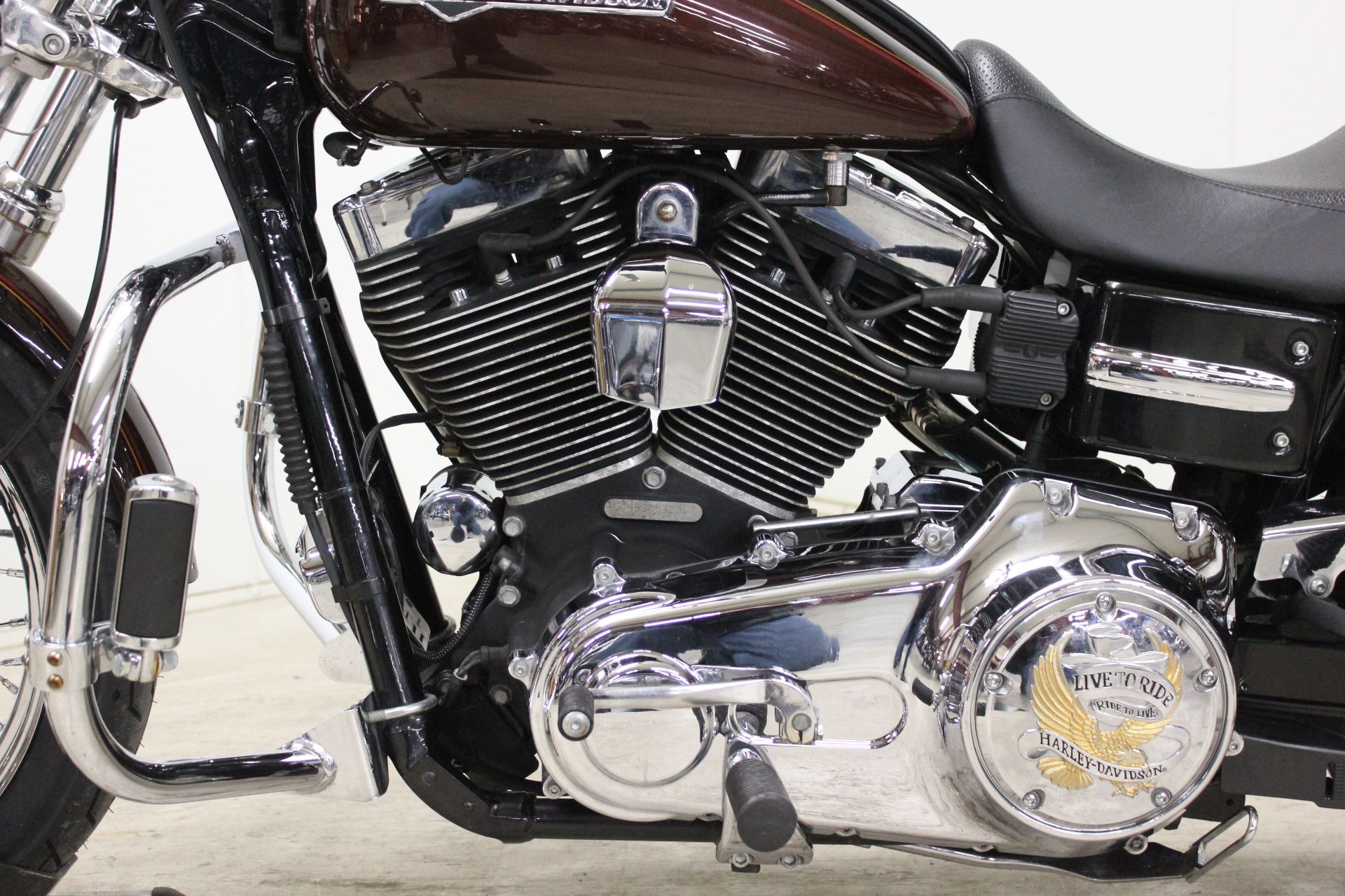 2011 Harley-Davidson Dyna® Super Glide® Custom in Pittsfield, Massachusetts - Photo 13