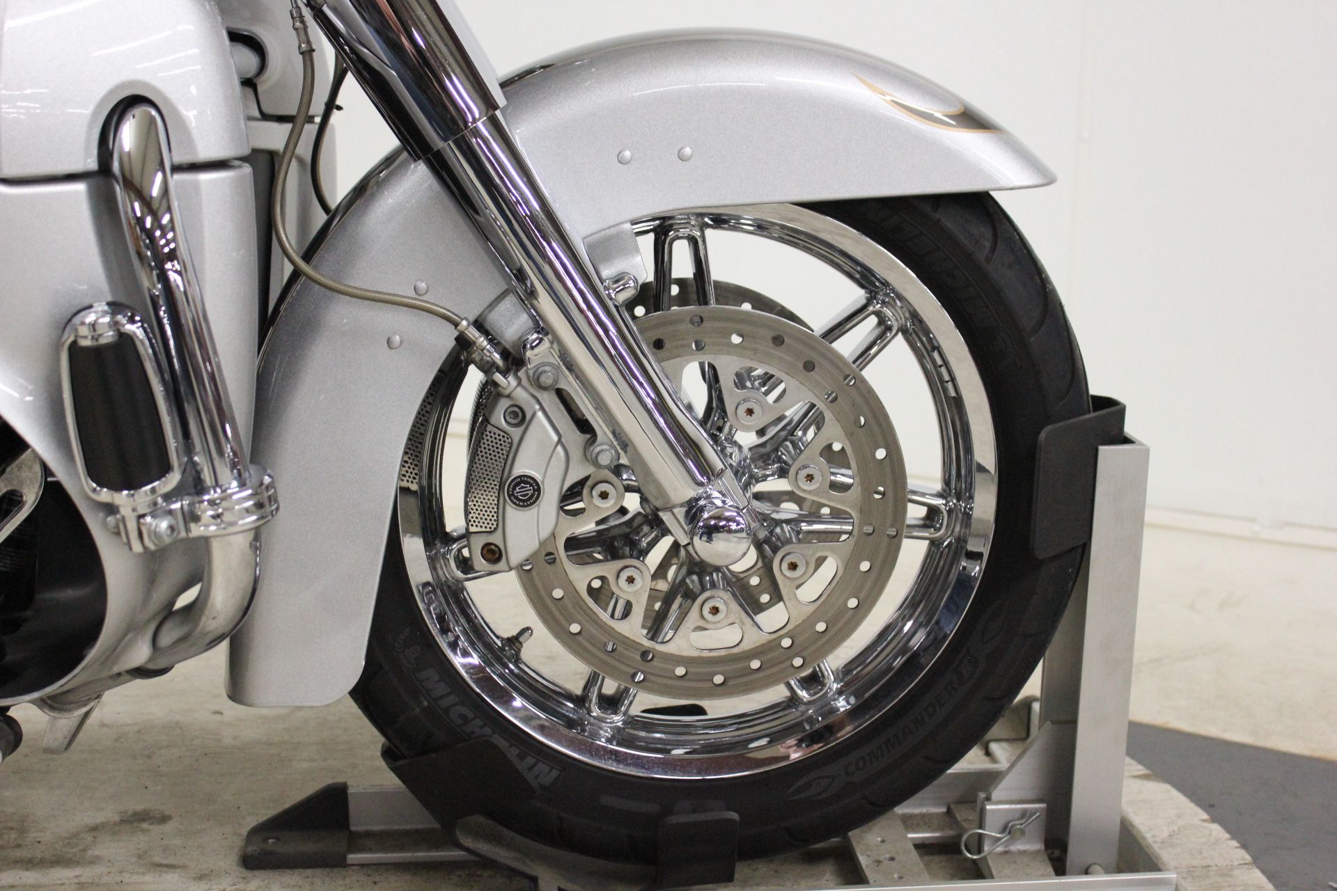 2013 Harley-Davidson CVO™ Ultra Classic® Electra Glide® in Pittsfield, Massachusetts - Photo 11