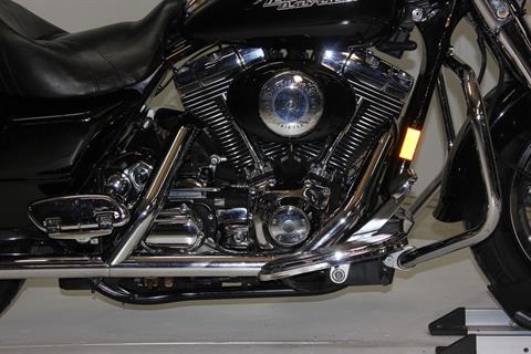 2004 Harley-Davidson FLHRS/FLHRSI Road King® Custom in Pittsfield, Massachusetts - Photo 15