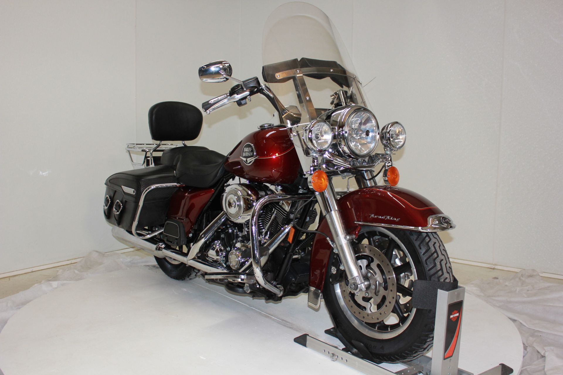 2008 Harley-Davidson Road King® Classic in Pittsfield, Massachusetts - Photo 6