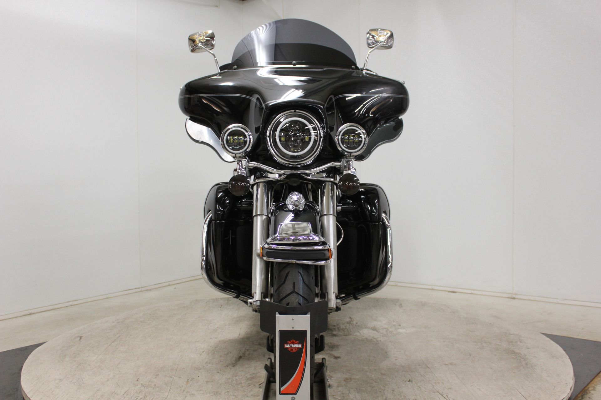 2013 Harley-Davidson Ultra Classic® Electra Glide® in Pittsfield, Massachusetts - Photo 3