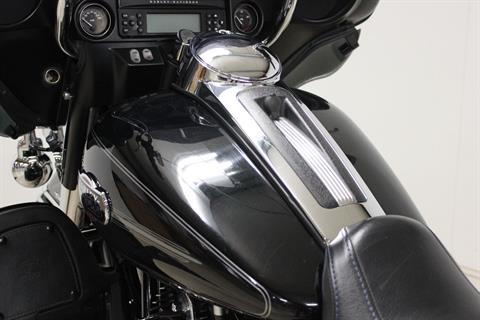 2013 Harley-Davidson Ultra Classic® Electra Glide® in Pittsfield, Massachusetts - Photo 16