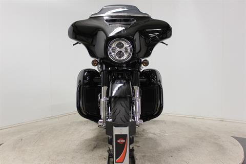 2015 Harley-Davidson CVO™ Street Glide® in Pittsfield, Massachusetts - Photo 3