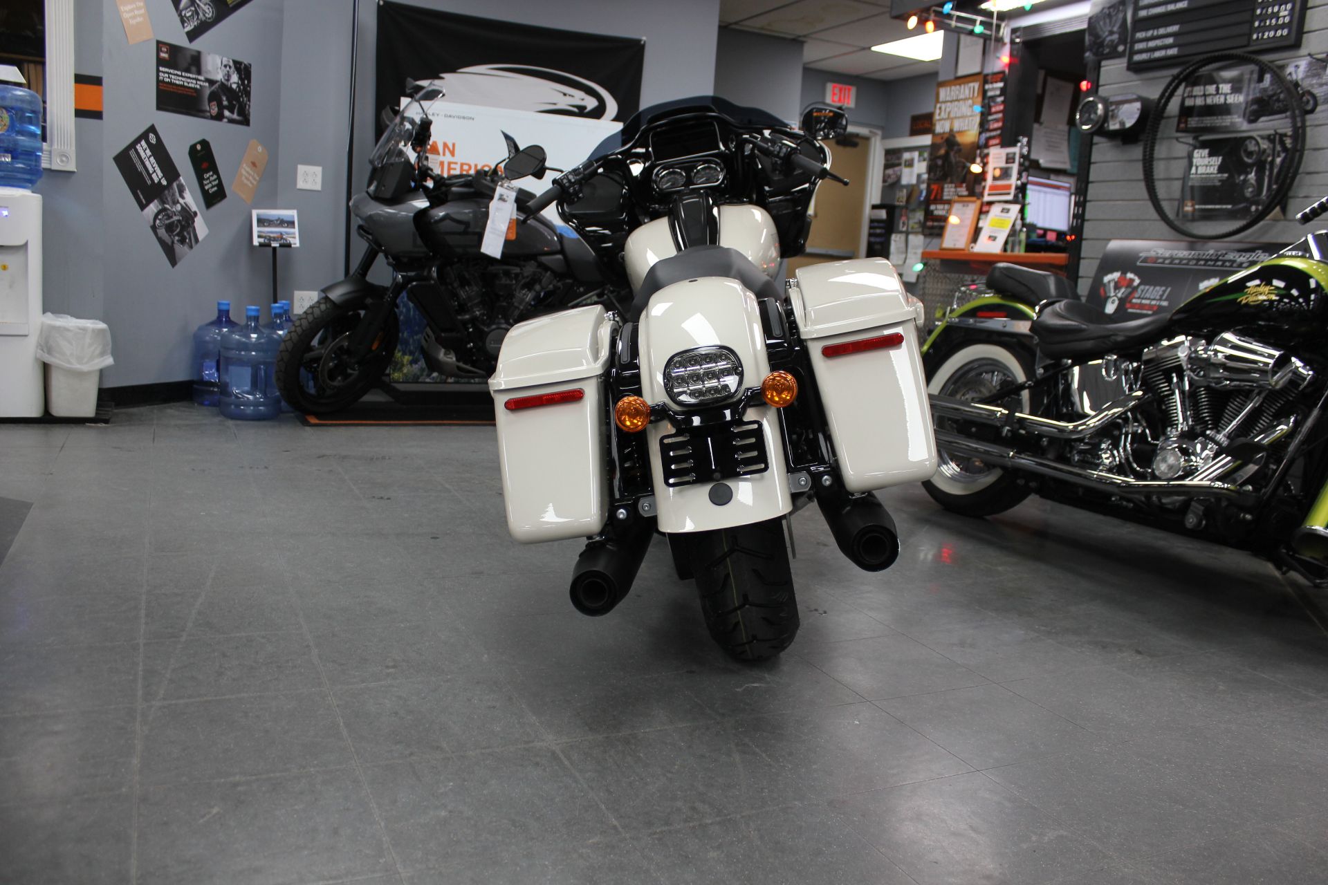 2023 Harley-Davidson Road Glide® ST in Pittsfield, Massachusetts - Photo 3