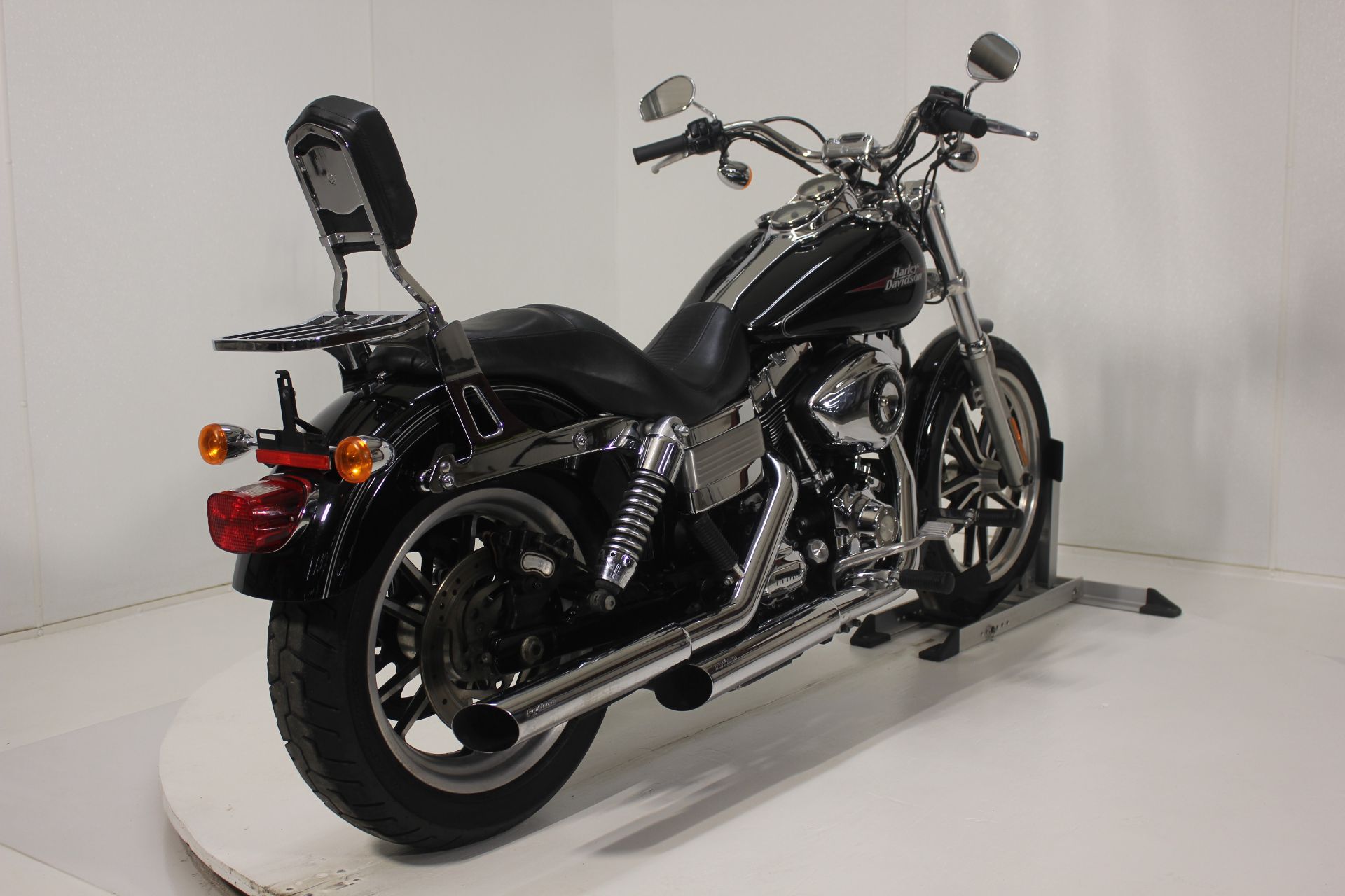 2009 Harley-Davidson Dyna® Low Rider® in Pittsfield, Massachusetts - Photo 4