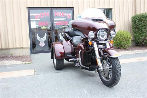 2019 Harley-Davidson Tri Glide® Ultra in Pittsfield, Massachusetts - Photo 6