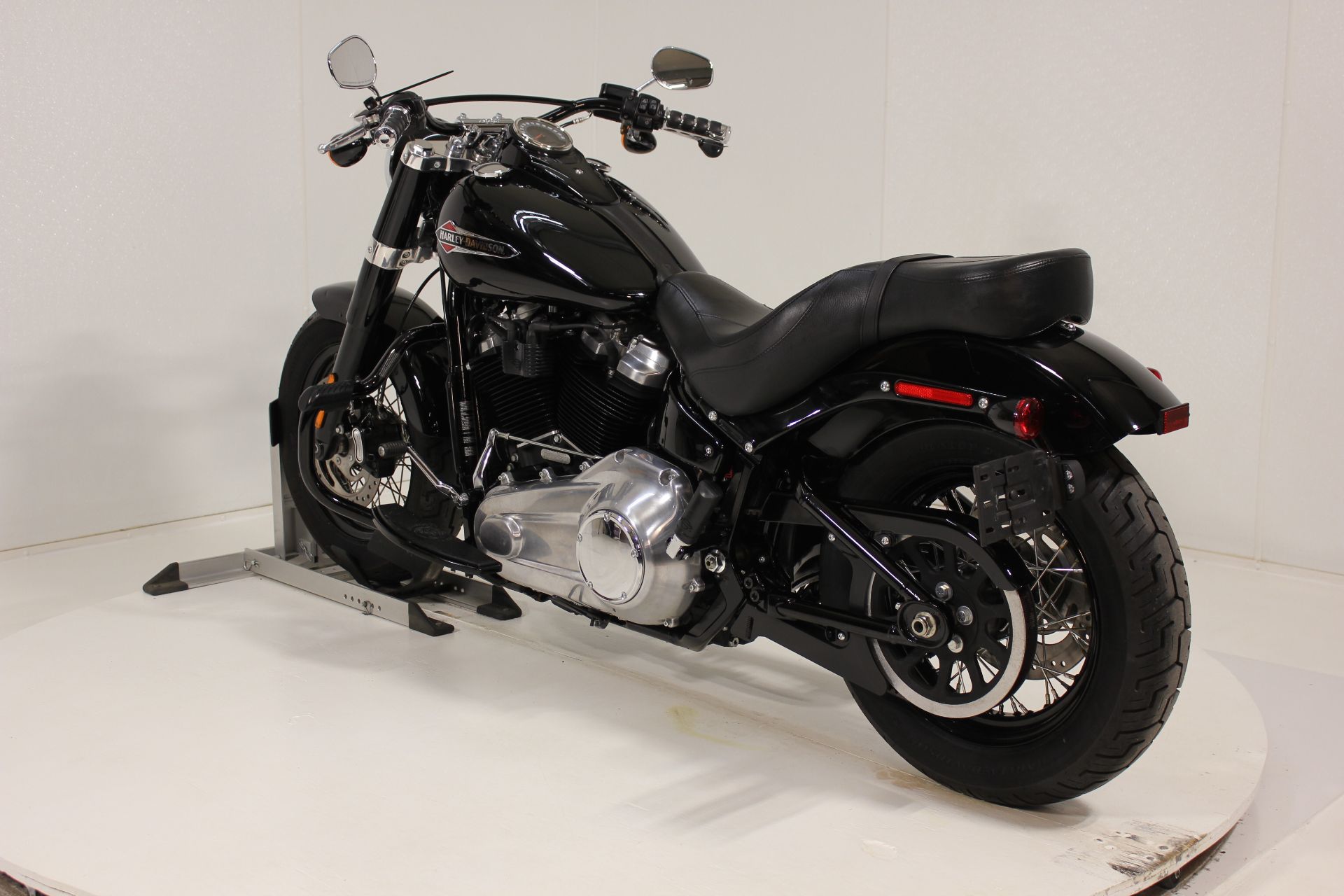 2021 Harley-Davidson Softail Slim® in Pittsfield, Massachusetts - Photo 2
