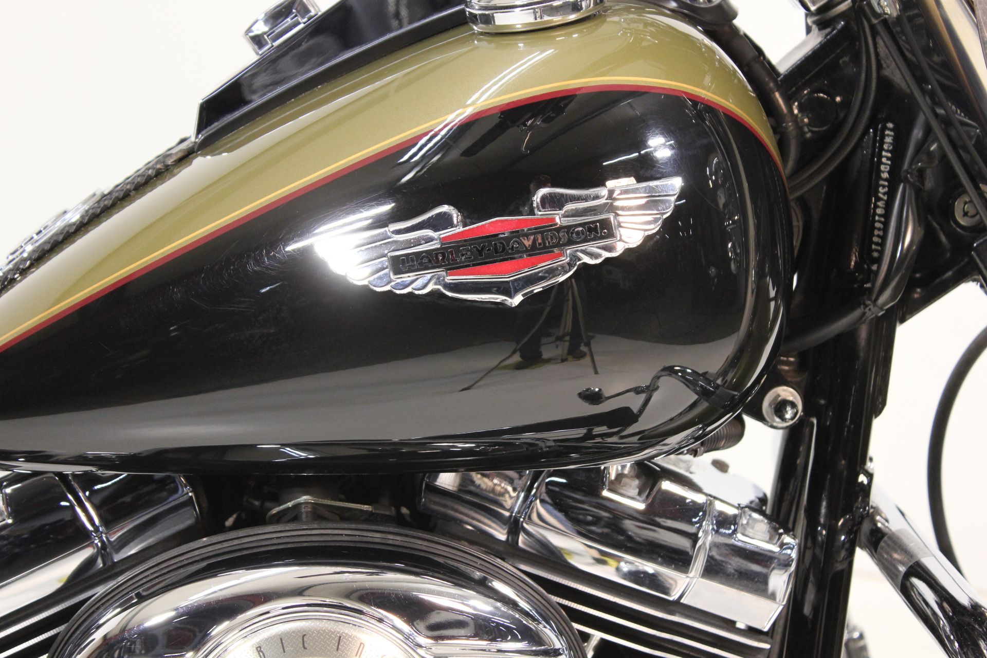 2007 Harley-Davidson Softail® Deluxe in Pittsfield, Massachusetts - Photo 16