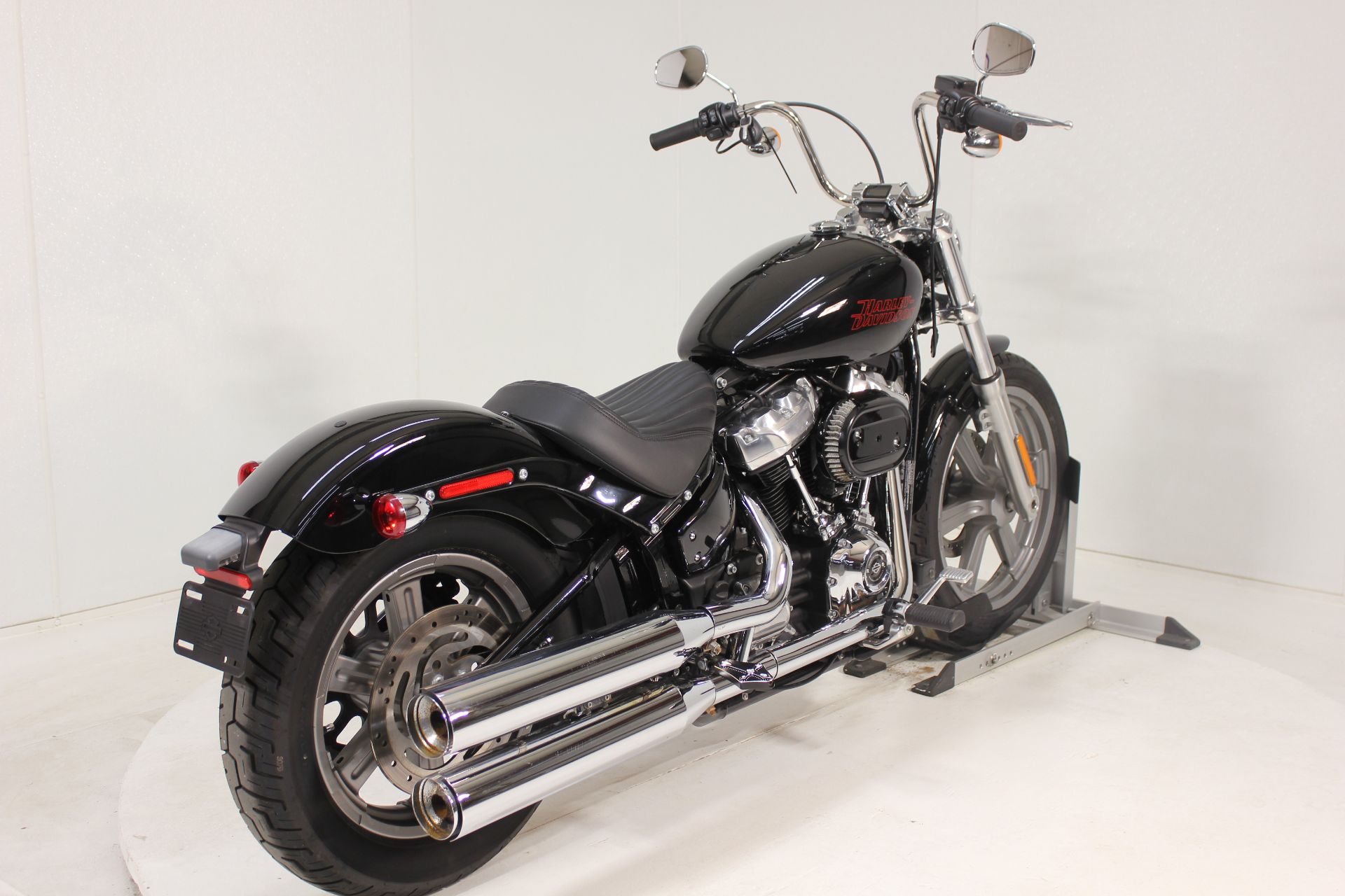 2023 Harley-Davidson Softail® Standard in Pittsfield, Massachusetts - Photo 4