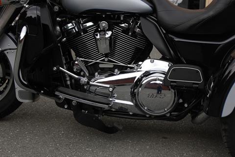 2020 Harley-Davidson Tri Glide® Ultra in Pittsfield, Massachusetts - Photo 12