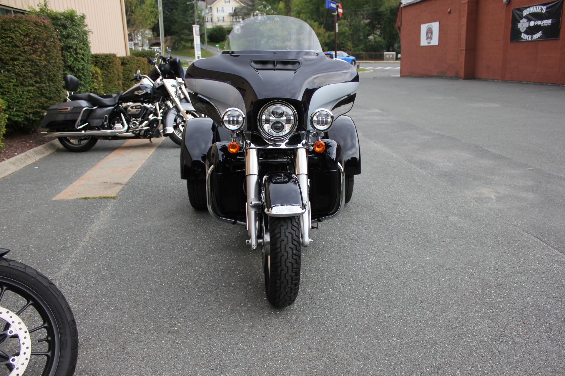 2020 Harley-Davidson Tri Glide® Ultra in Pittsfield, Massachusetts - Photo 6