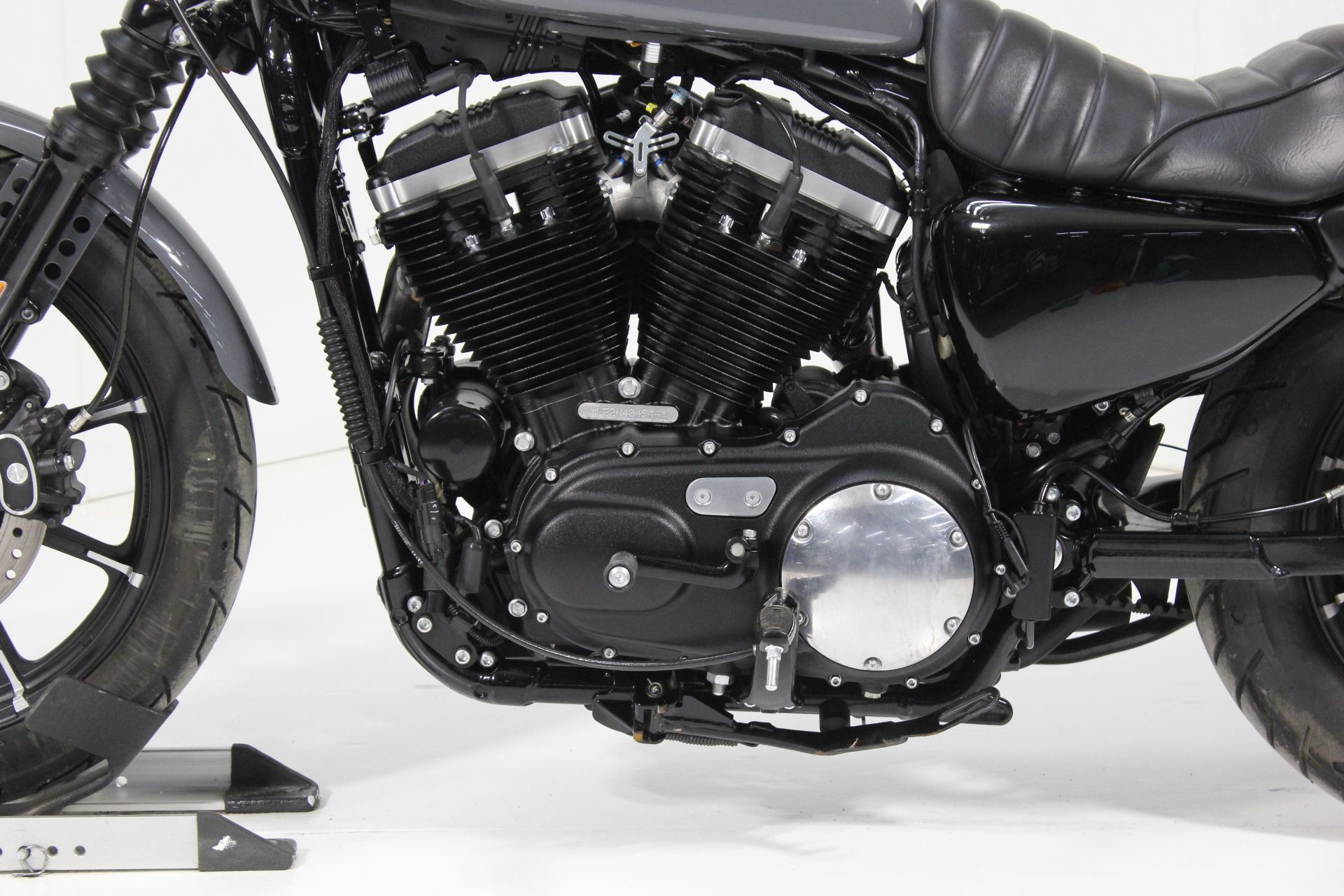 2022 Harley-Davidson Iron 883™ in Pittsfield, Massachusetts - Photo 13