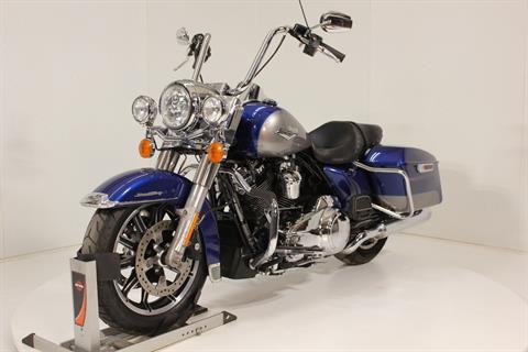 2017 Harley-Davidson Road King® in Pittsfield, Massachusetts - Photo 8