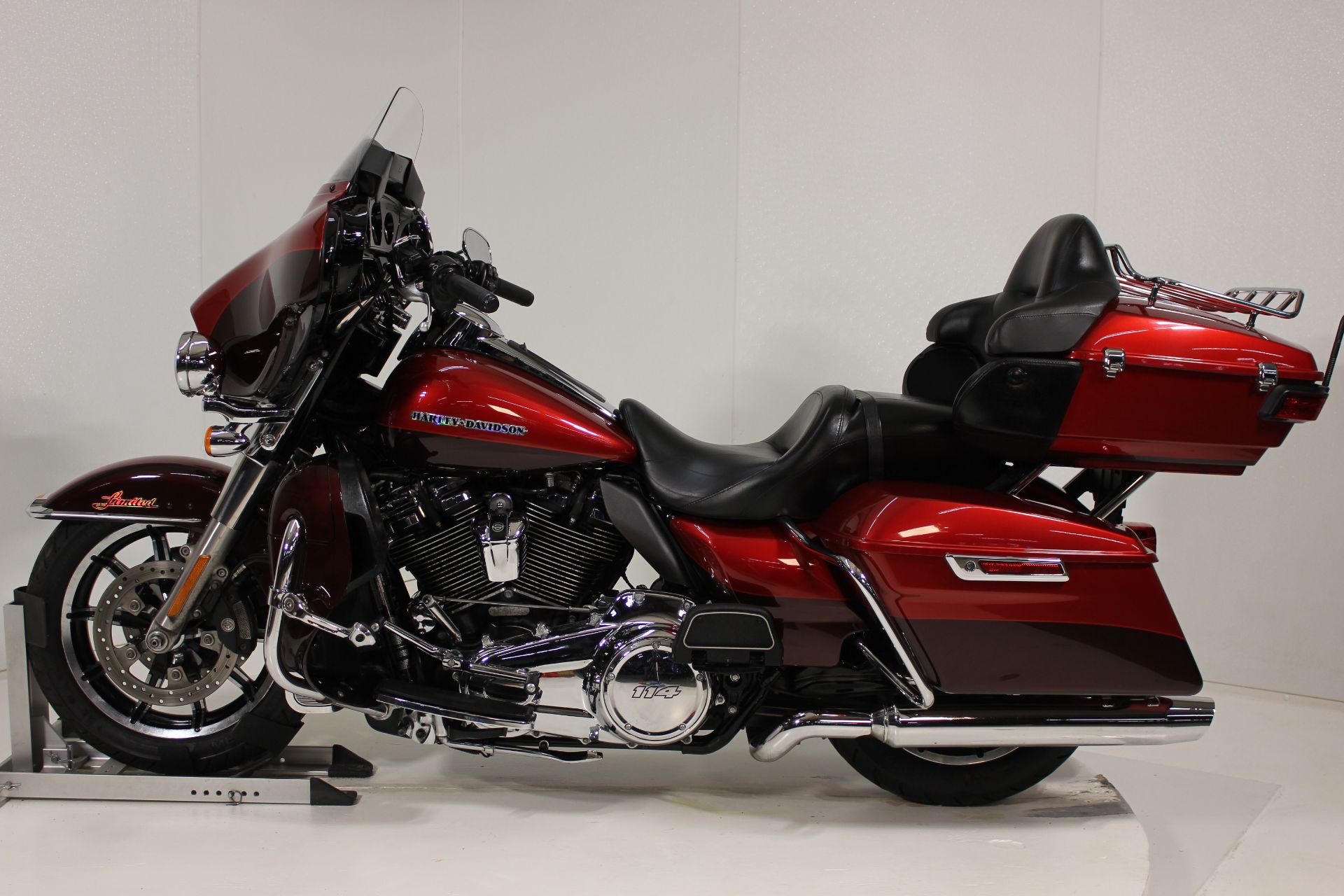 2019 Harley-Davidson ELECTRA GLIDE ULTRA LIMITED in Pittsfield, Massachusetts - Photo 1