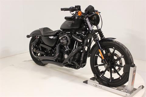 2017 Harley-Davidson Iron 883™ in Pittsfield, Massachusetts - Photo 6