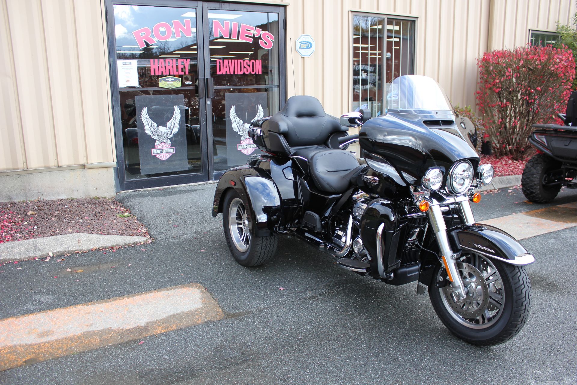 2021 Harley-Davidson Tri Glide® Ultra in Pittsfield, Massachusetts - Photo 8