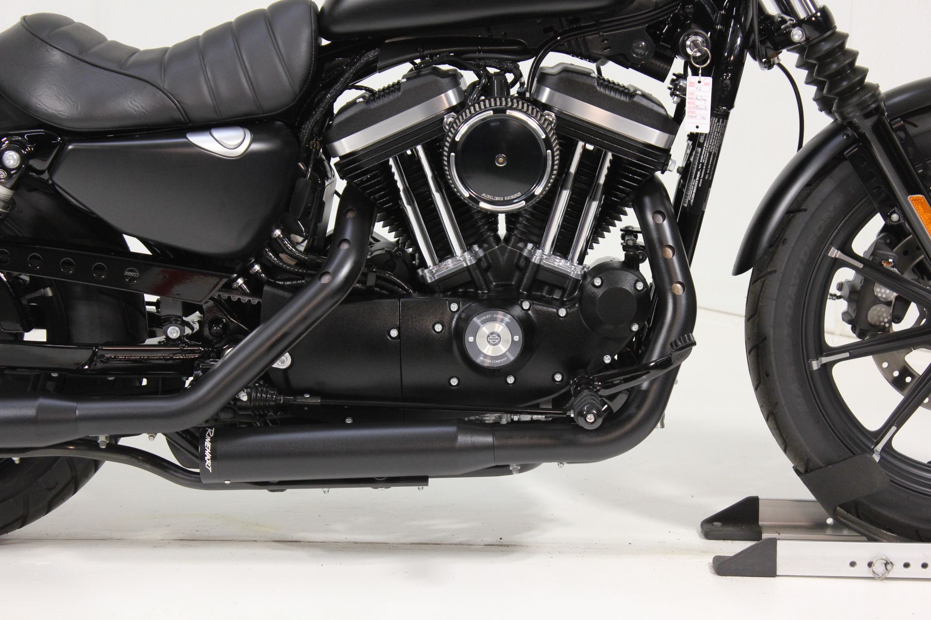 2022 Harley-Davidson Iron 883™ in Pittsfield, Massachusetts - Photo 18