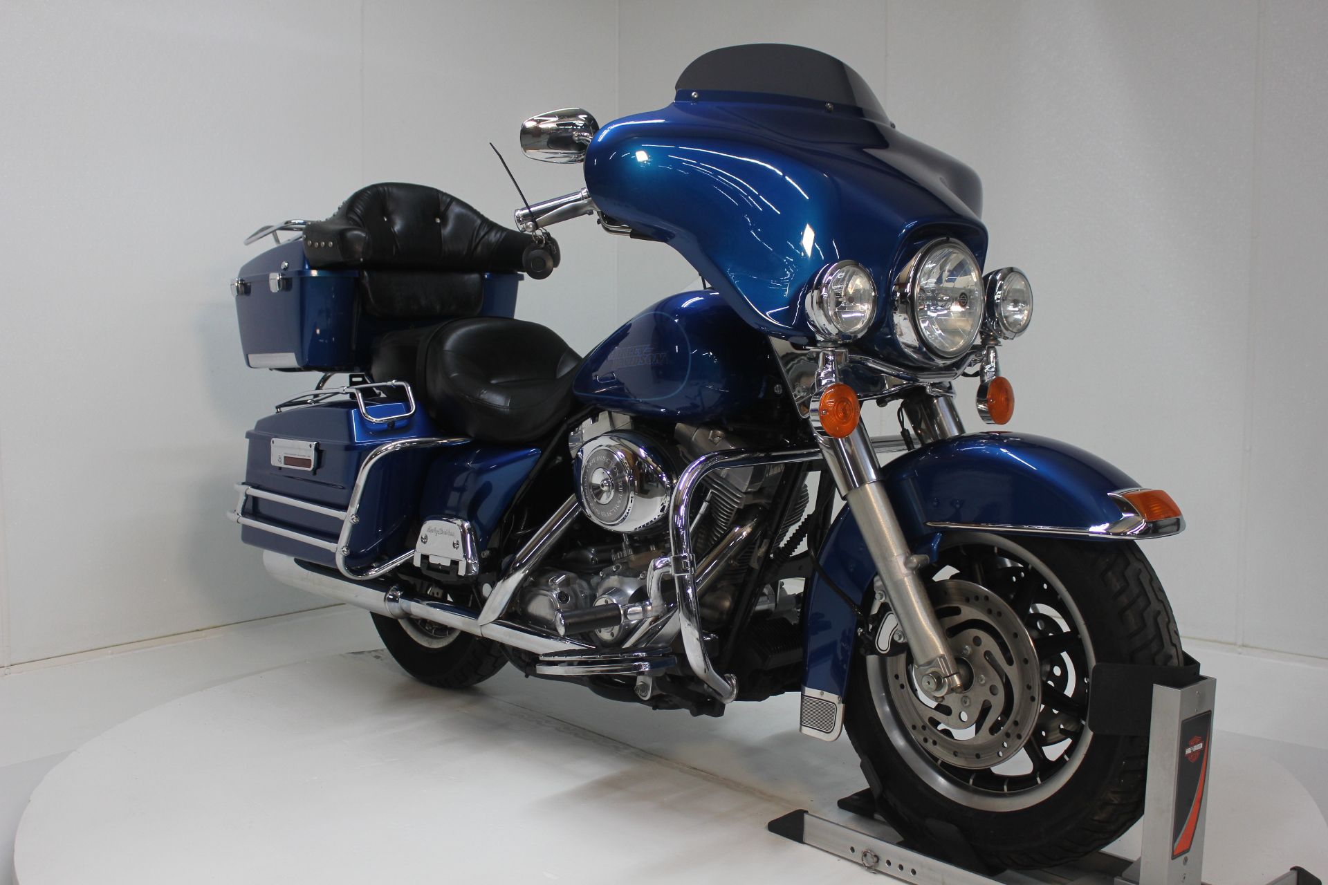 2006 Harley-Davidson Electra Glide® Standard in Pittsfield, Massachusetts - Photo 6