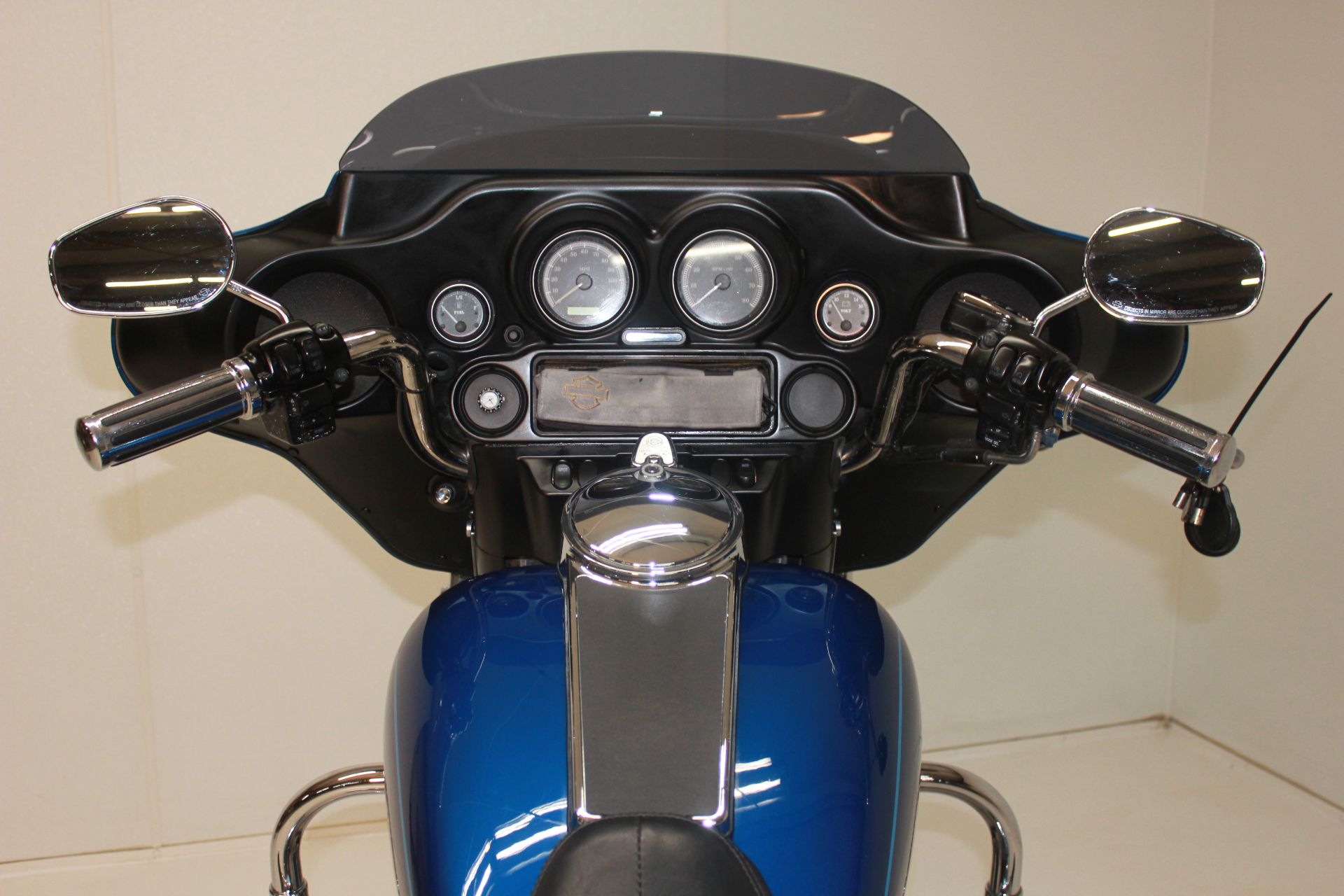 2006 Harley-Davidson Electra Glide® Standard in Pittsfield, Massachusetts - Photo 9