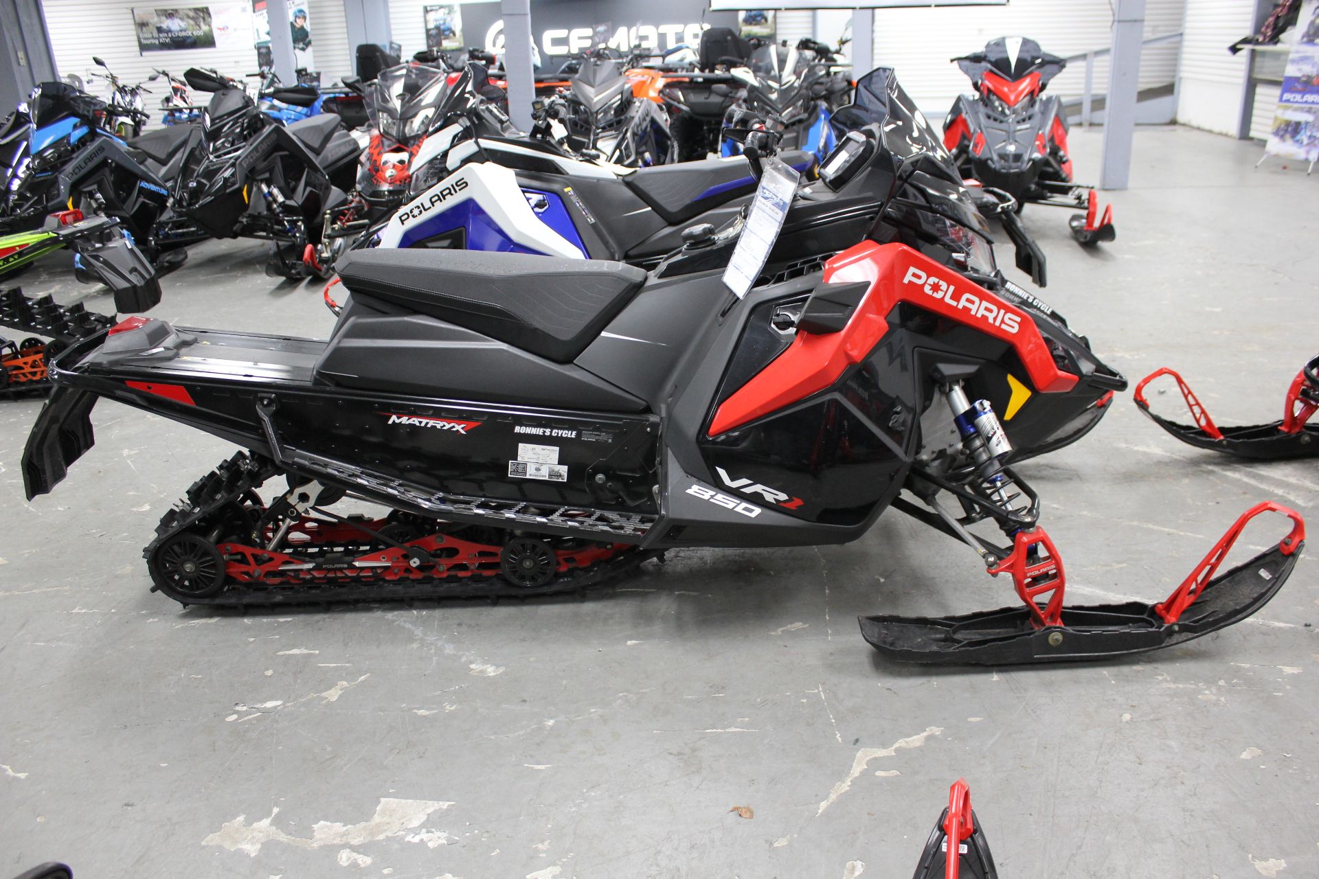 2021 Polaris 850 Indy VR1 129 SC in Pittsfield, Massachusetts - Photo 7