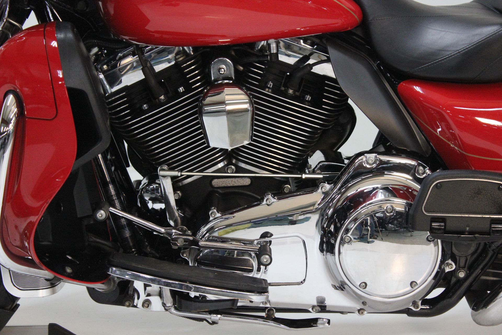 2014 Harley-Davidson Electra Glide® Ultra Classic® in Pittsfield, Massachusetts - Photo 14