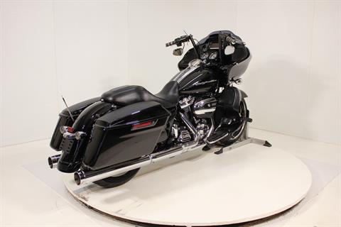 2017 Harley-Davidson Road Glide® Special in Pittsfield, Massachusetts - Photo 4